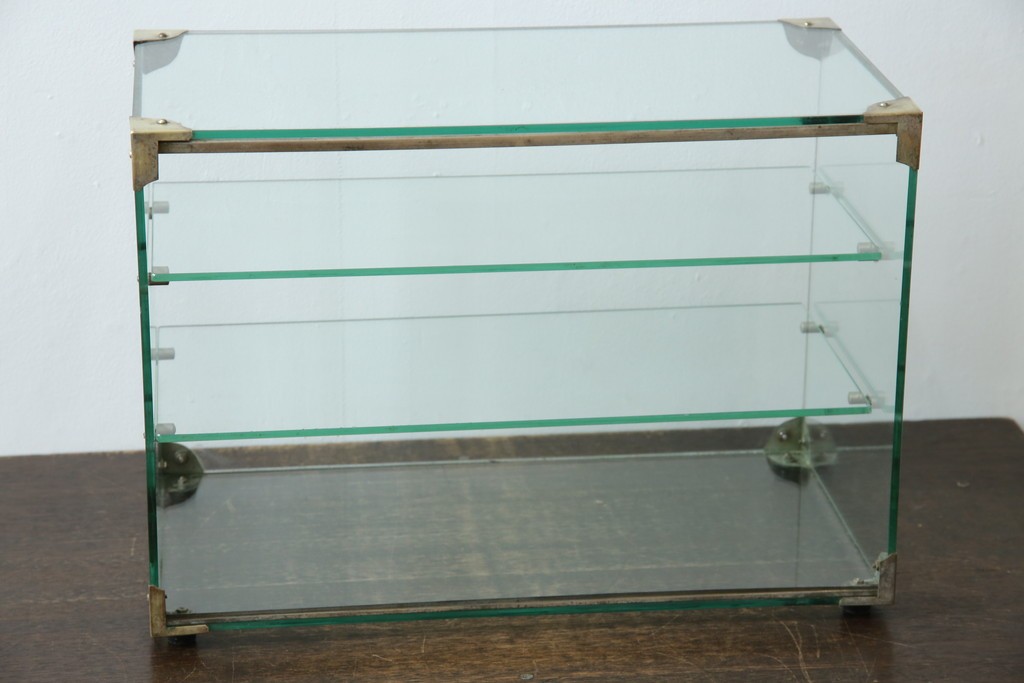 和製アンティーク　シンプルなデザインが取り入れやすい古い商店の卓上ガラスケース　(R-082175)