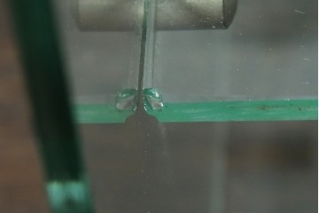 和製アンティーク　シンプルなデザインが取り入れやすい古い商店の卓上ガラスケース　(R-082175)