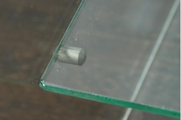 和製アンティーク　シンプルなデザインが取り入れやすい古い商店の卓上ガラスケース　(R-082175)