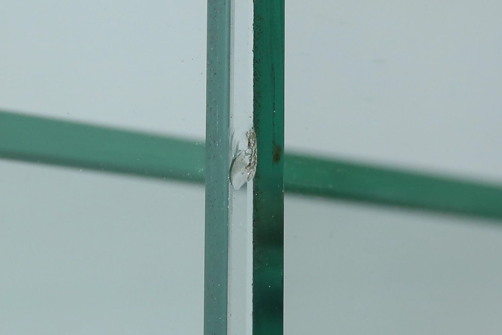 和製アンティーク　シンプルなデザインが取り入れやすい古い商店の卓上ガラスケース　(R-082175)