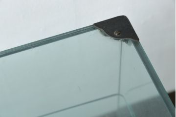 和製アンティーク　変わりデザインが珍しい古い商店の卓上ガラスケース(Gケース、ショーケース、ディスプレイケース、コレクションケース、飾り棚、陳列棚、店舗什器)(R-082176)