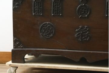 韓国アンティーク　希少な縦型　重厚な雰囲気あふれる2段作りの李朝バンダチ(バンダジ、半閉櫃、李朝箪笥、時代箪笥、収納箪笥、サイドキャビネット)(R-082179)