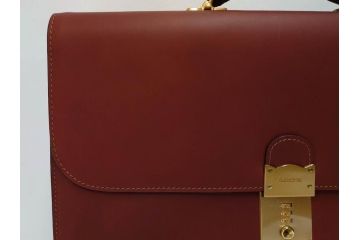 アメリカ製　Schlesinger(シュレジンジャー)　上品な佇まいの革製のダイヤルロック付きビジネスバッグ　(R-082189)