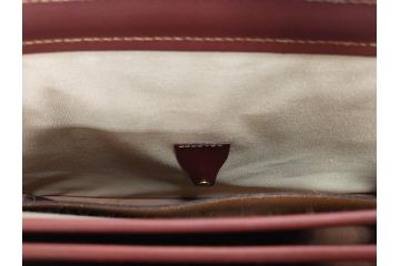 アメリカ製　Schlesinger(シュレジンジャー)　上品な佇まいの革製のダイヤルロック付きビジネスバッグ　(R-082189)