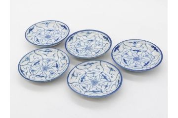 江戸〜明治期　古伊万里　染付　なずな文　約11cm　3.5寸　流れるような花の絵付けが可愛らしい小皿5枚セット(和皿、和食器、裏印、三寸五分)(R-082194)