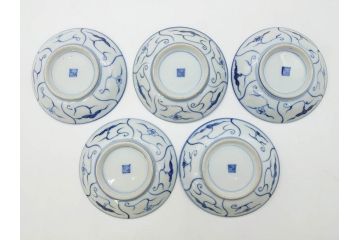 江戸〜明治期　古伊万里　染付　なずな文　約11cm　3.5寸　流れるような花の絵付けが可愛らしい小皿5枚セット(和皿、和食器、裏印、三寸五分)(R-082194)