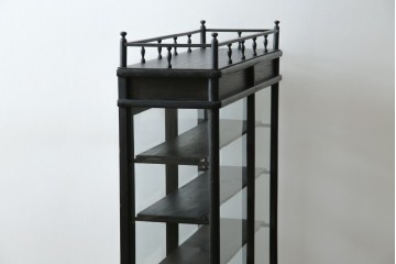 和製アンティーク　大正ロマン　天飾り付き　おしゃれなディスプレイが叶うタバコ屋さんの薄型ガラスケース　(R-082196)