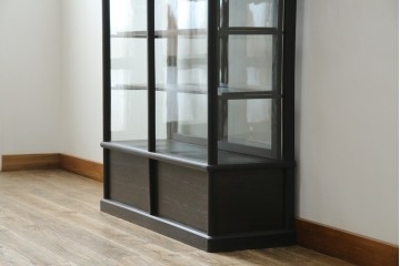 和製アンティーク　大正ロマン　天飾り付き　おしゃれなディスプレイが叶うタバコ屋さんの薄型ガラスケース　(R-082196)