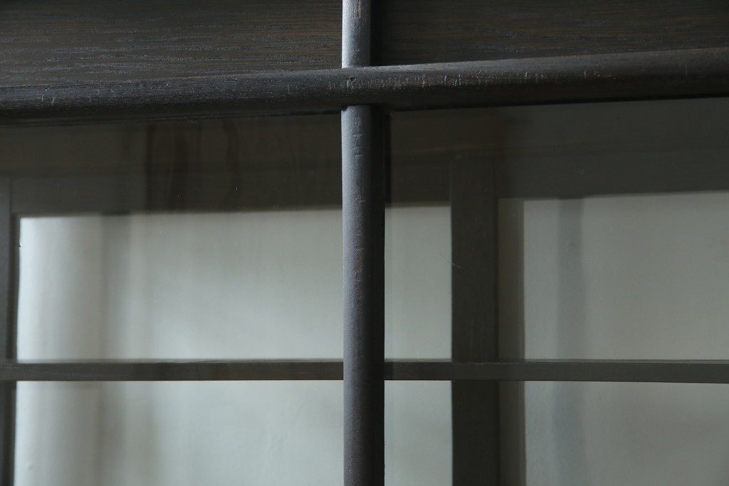 和製アンティーク　大正ロマン　天飾り付き　おしゃれなディスプレイが叶うタバコ屋さんの薄型ガラスケース　(R-082196)