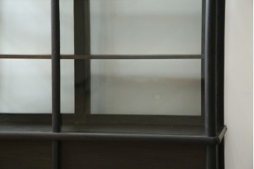 和製アンティーク　大正ロマン　天飾り付き　おしゃれなディスプレイが叶うタバコ屋さんの薄型ガラスケース　(R-082196)