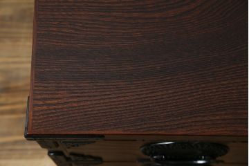 中古　美品　岩谷堂箪笥　どっしりとした重厚感ある佇まいが魅力的なテレビ台(ローボード、収納棚、戸棚、リビングボード、テレビボード、テレビ台)(定価約45万円)(R-082214)