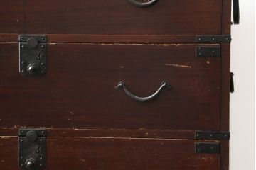 和製アンティーク　四丁引き　総桐(キリ)材　趣のある佇まいが魅力的な関西時代箪笥(和たんす、衣装タンス、収納箪笥、整理箪笥、引き出し、サイドチェスト)(R-082216)