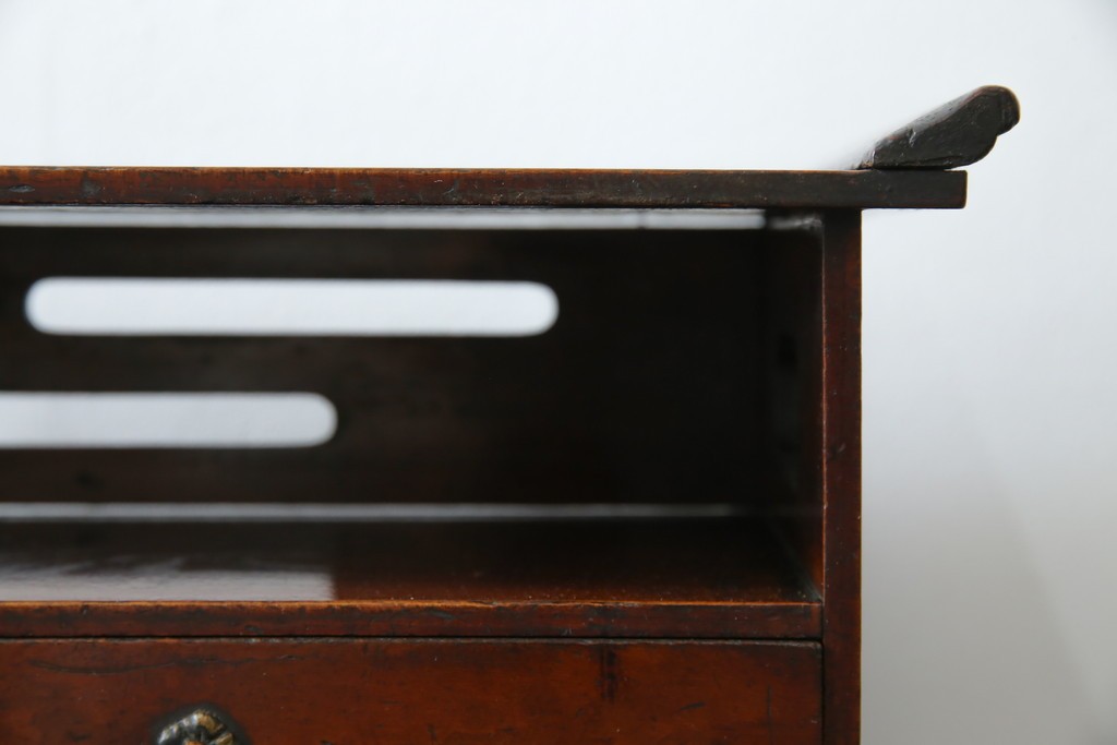 和製アンティーク　欅(ケヤキ)材　漆塗り　深みのある色合いが美しい漆塗り庄内小引き出し　(R-082218)