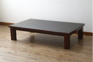 中古　美品　岩谷堂箪笥　ガラス天板付き　落ち着いた雰囲気の座卓(ローテーブル、センターテーブル、リビングテーブル、継ぎ脚付)(定価約23万円)( R-082220)