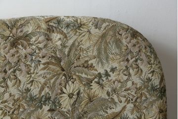 中古　美品!!　ERCOL(アーコール)　ボタニカル柄のファブリックが上品な2人掛けソファ(アームソファ、2Pソファ、二人掛け、英国、北欧)(R-082222)