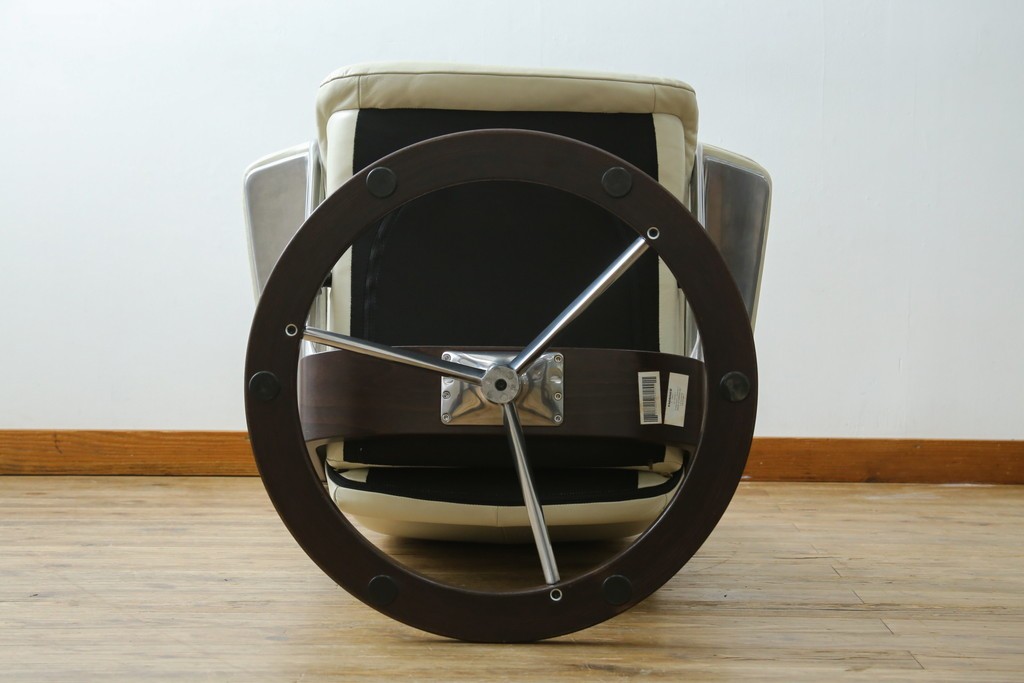 中古　美品　EKORNES(エコーネス)　Stressless(ストレスレス)　View (S)　シグニチャー オットマン付　優雅な寛ぎの時間を演出する回転チェアとオットマンのセット　定価(セット合計)約44万円　R-082224