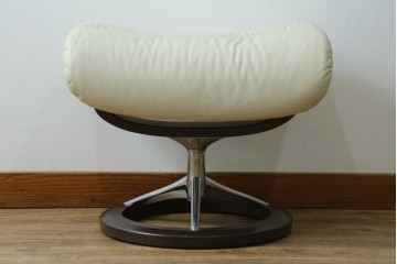 中古　美品　EKORNES(エコーネス)　Stressless(ストレスレス)　View (S)　シグニチャー オットマン付　優雅な寛ぎの時間を演出する回転チェアとオットマンのセット　定価(セット合計)約44万円　R-082224