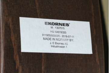 中古　美品　EKORNES(エコーネス)　Stressless(ストレスレス)　View (S)　シグニチャー オットマン付　優雅な寛ぎの時間を演出する回転チェアとオットマンのセット　定価(セット合計)約44万円　R-082224