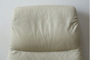 中古　美品　EKORNES(エコーネス)　Stressless(ストレスレス)　View (S)　シグニチャー オットマン付　優雅な寛ぎの時間を演出する回転チェアとオットマンのセット　定価約44万円相当　R-082224