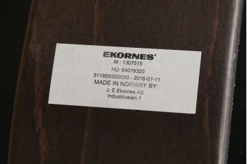 中古　美品　EKORNES(エコーネス)　Stressless(ストレスレス)　View (S)　シグニチャー オットマン付　優雅な寛ぎの時間を演出する回転チェアとオットマンのセット　定価約44万円相当　R-082224