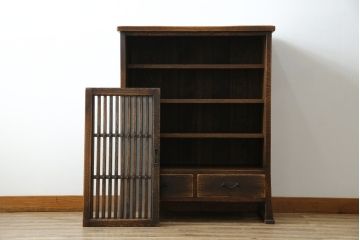 中古　美品　国産職人手作り　水屋の匠　久遠　希少の廃番品　民芸家具　楢(ナラ)材　味わい深い木の色味が素敵なアンティーク調脚付き水屋箪笥(サイドボード、サイドキャビネット、食器棚、戸棚、収納棚)(R-082228)