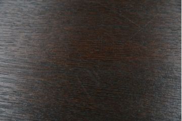 中古　美品　国産職人手作り　水屋の匠　久遠　希少の廃番品　民芸家具　楢(ナラ)材　味わい深い木の色味が素敵なアンティーク調脚付き水屋箪笥(サイドボード、サイドキャビネット、食器棚、戸棚、収納棚)(R-082228)