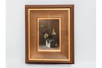 【真作】　渡辺三郎　「伊万里とわびすけ」　SM　絵画(油彩、油絵、花、花瓶、静物画、サイン入り、額装、外箱付)(R-082234)