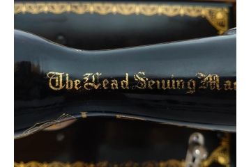 アンティーク　LEAD(リード)　LEAD SEWING MACHINE　上品な雰囲気のミシン(小型、卓上、ハンドクラフト、手工芸、漫画待針、MACHINE OIL、収納ケース付き)(R-082235)