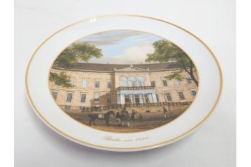 ドイツ　KPM (ベルリン王立磁器製陶所)　750周年?　1840年　優雅な雰囲気のプレート5枚セット(風景、建物、ヴェルダー教会、天文台、シャルロッテンブルク宮殿、飾り皿、大皿、洋食器)(R-082244)