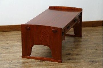 中古　美品　松本伝統　指物工芸家具　総欅(ケヤキ)材　漆塗り　落ち着いた雰囲気の上質な文机　定価約30万円　(R-082251)