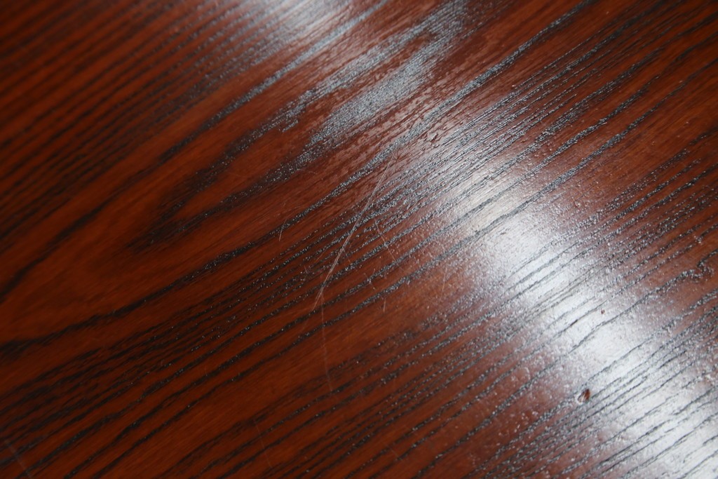 中古　美品　松本伝統　指物工芸家具　総欅(ケヤキ)材　漆塗り　落ち着いた雰囲気の上質な文机　定価約30万円　(R-082251)