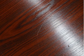 中古　美品　松本伝統　指物工芸家具　総欅(ケヤキ)材　漆塗り　落ち着いた雰囲気の上質な文机　定価約30万円　(R-082251)