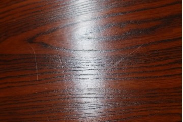 中古　美品　松本伝統　指物工芸家具　総欅(ケヤキ)材　漆塗り　落ち着いた雰囲気の上質な文机　定価約30万円　(R-082251)