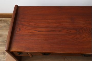 中古　美品　松本伝統　指物工芸家具　総欅(ケヤキ)材　漆塗り　落ち着いた雰囲気の上質な文机(両袖机、座机、ローテーブル、ワークデスク、在宅用、在宅ワーク用)(定価約30万円)(R-082251)