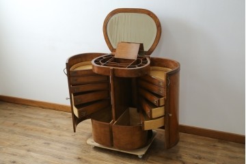 中古　美品　アメリカ高級家具メーカー　Jonathan Charles(ジョナサン　チャールズ)　アールヌーヴォーデザイン　アンティーク調　細部までこだわった作りのサイドテーブル型ドレッサー　定価約70万円　(R-082252)