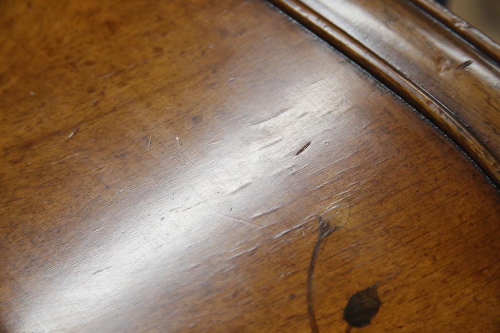 中古　美品　アメリカ高級家具メーカー　Jonathan Charles(ジョナサン　チャールズ)　アールヌーヴォーデザイン　アンティーク調　細部までこだわった作りのサイドテーブル型ドレッサー　定価約70万円　(R-082252)