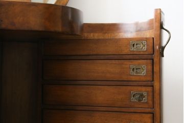 中古　美品　アメリカ高級家具メーカー　Jonathan Charles(ジョナサン　チャールズ)　アールヌーヴォーデザイン　アンティーク調　細部までこだわった作りのサイドテーブル型ドレッサー(サイドボード、鏡台、化粧台、ミラー)(定価約70万円)(R-082252)