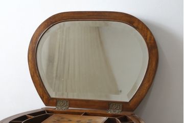 中古　美品　アメリカ高級家具メーカー　Jonathan Charles(ジョナサン　チャールズ)　アールヌーヴォーデザイン　アンティーク調　細部までこだわった作りのサイドテーブル型ドレッサー(サイドボード、鏡台、化粧台、ミラー)(定価約70万円)(R-082252)