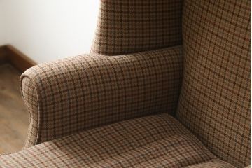 中古　希少!!　ラルフローレン(Ralph Lauren)　落ち着いた色味のチェック柄がおしゃれなウィングバックソファ(色褪せあり、ウイングバック、椅子、イス、アームチェア、イージーチェア、1P、一人掛け、1人掛けソファ)(R-082256)