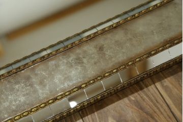 中古　美品　スペイン　高級輸入家具　モザイク装飾が美しい!!ベネチアンスタイルのアーチ型ウォールミラー(姿見、壁掛け鏡)(R-082257)