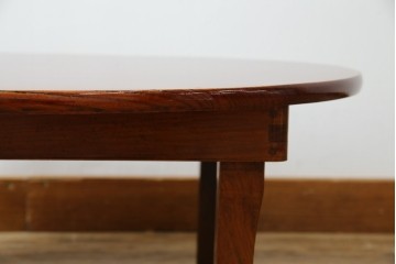 和製アンティーク　美品　総欅(ケヤキ)材　天板一枚板　漆塗り　懐かしさ漂うオーバル型ちゃぶ台　(R-082258)