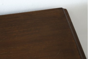 イギリスアンティーク　マホガニー材　可愛らしい脚が魅力のステンドグラス入りサイドバイサイドビューローブックケース　(R-082278)