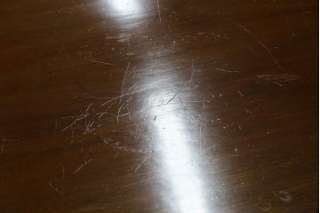 イギリスアンティーク　マホガニー材　可愛らしい脚が魅力のステンドグラス入りサイドバイサイドビューローブックケース　(R-082278)