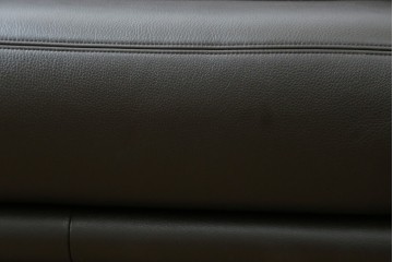 中古　美品　カリモク家具(karimoku)　domani(ドマーニ)　Excel-Life(エクセルライフ)　美しいフォルムが高級感漂う2.5人掛けソファ　定価約90万円　(R-082282)