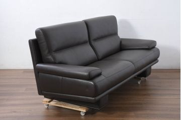 中古　美品　カリモク家具(karimoku)　domani(ドマーニ)　Excel-Life(エクセルライフ)　美しいフォルムが高級感漂う2.5人掛けソファ(2P、2.5P、3P、2人掛け、2.5人掛け、3人掛け)(定価約90万円)(R-082282)