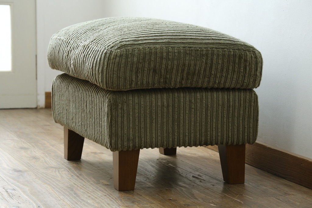 中古　美品!!　ACME Furniture(アクメファニチャー)　JETTY feather(ジェティ・フェザー)　肌触りの良いコーデュロイ生地のおしゃれなオットマン　定価約8万5千円　(R-082284)