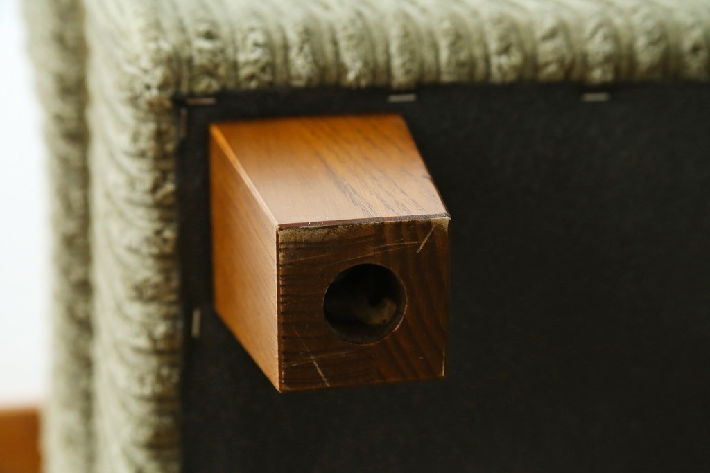 中古　美品!!　ACME Furniture(アクメファニチャー)　JETTY feather(ジェティ・フェザー)　肌触りの良いコーデュロイ生地のおしゃれなオットマン　定価約8万5千円　(R-082284)