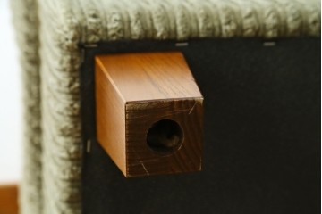 中古　美品!!　ACME Furniture(アクメファニチャー)　JETTY feather(ジェティ・フェザー)　肌触りの良いコーデュロイ生地のおしゃれなオットマン　定価約8万5千円　(R-082284)