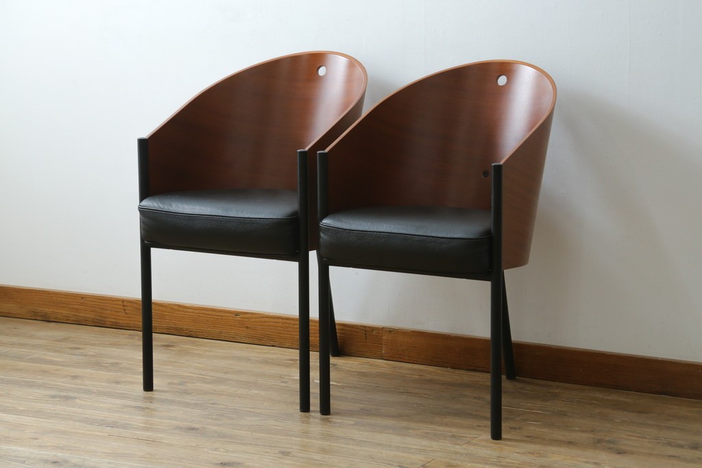 イタリアビンテージ　名作希少品!!　ドリアデ(Driade)　コステス(COSTES)　フィリップ・スタルク(Philippe Starck)デザイン　流線形のフォルムが美しいダイニングチェア2脚セット　(R-082288)