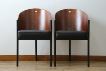 イタリアビンテージ　名作希少品!!　ドリアデ(Driade)　コステス(COSTES)　フィリップ・スタルク(Philippe Starck)デザイン　流線形のフォルムが美しいダイニングチェア2脚セット　(R-082288)